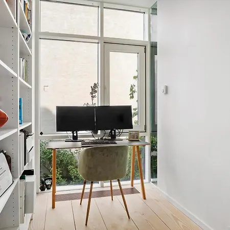 Apartmán Townhouse With Private Terrace- 5-minute Walk From Tivoli Kodaň