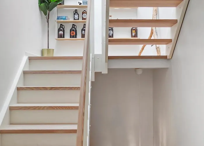 Townhouse With Private Terrace- 5-minute Walk From Tivoli *